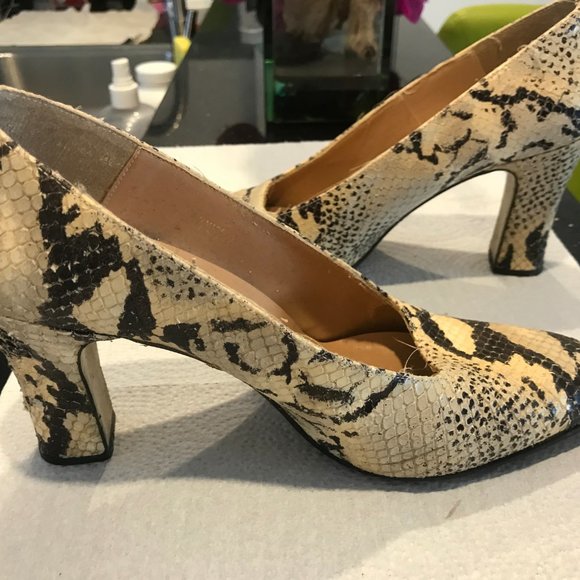 Lord Taylor shoes. Extremely worn - Picture 4 of 7